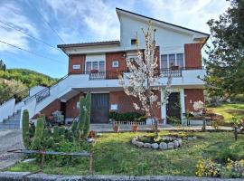 B&B Da Nonna Lucia, hotel v destinaci Roccascalegna