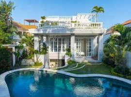 The Beautiful villa, Casa Sara