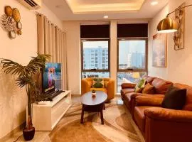 ONE Guest Place 3BHK Apartment in the City
