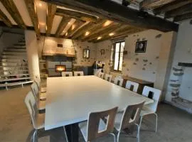 Maison spacieuse avec piscine chauffée