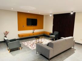 Villa Torino 2 - moderne et spacieuse avec toutes les commodités pour vous sentir chez vous, hotel v destinaci Yaoundé