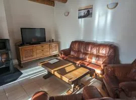 Caldisfarm Bison Lodge I Abgeschiedene Ferienwohnung im Böhmerwald