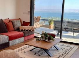 הדירה- C Lake, סי כנרת, hotel v destinaci Migdal