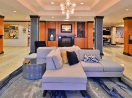Fairfield Inn & Suites Raleigh-Durham Airport/Brier Creek, hotel v destinaci Durham