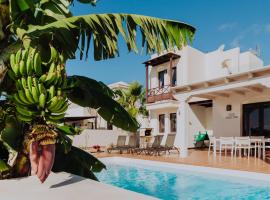 Villa Sunset Faro Deluxe & Spa Pool, hotel in Playa Blanca