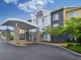 Fairfield Inn & Suites by Marriott Pittsburgh New Stanton, hotel sa New Stanton
