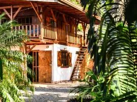 Casa Escondida