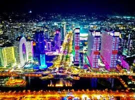 Avant-garde Sea View Aparthotel in Orbi City Batumi