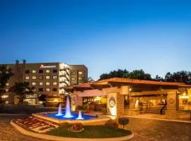 메리어트 푸에블라 호텔 메손 델 앙헬