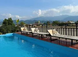 Vangvieng Sisavang Hotel、ヴァンヴィエンのホテル