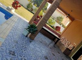 Authentic place, hotel v destinaci Maḩaţţat al Hawwārīyah