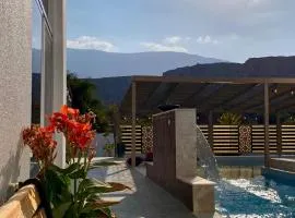 La Vida Inn