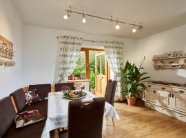 Ferienhaus zur Maultrommel, hotel v destinaci Molln