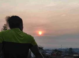 Darmawan Homestay, ξενοδοχείο σε Tlekung