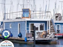 Hausboot Lasse Huus & Meer, Hotel in Heiligenhafen
