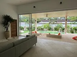 Casa Tropical Luxe