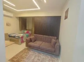 استديو فاخر للايجار يومي وشهري