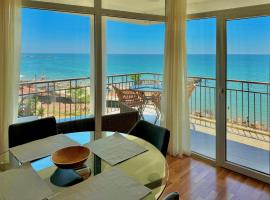 Beachfront Havana, hotel em Sveti Vlas