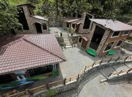 Cabañas El Guayabillo - Baños de agua Santa