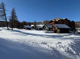chalet Happy