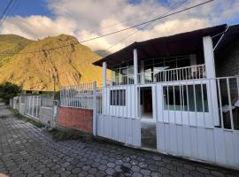 Residencia Las Colinas, ξενοδοχείο σε Juivi