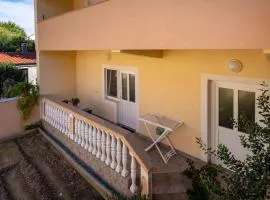 Apartments Nadica
