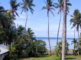 Beach front luxury spacious villa 2 bedroom, villa à Korotogo