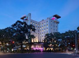 MOXY Bandung, hotel di Bandung