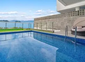 Yeosu Liposo Poolvilla