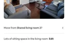 Private Rooms in San Antonio home walk to downtown