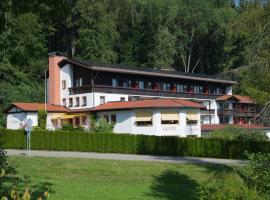 Hotel St. Ulrich Garni, hotel near Memmingen Airport - FMM, Ottobeuren