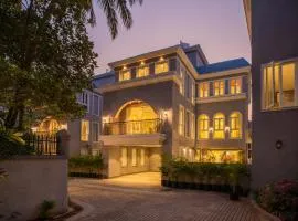 ELIVAAS Solace Azure 4 BHK Villa with Pvt Pool