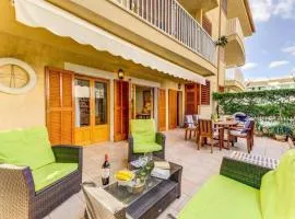 Spacious Apartment Close to the Beach