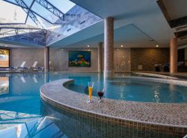 Vihren Royal Palace, hotel com estacionamento em Bansko