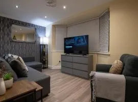 Luxury Ground Floor 2 Bedroom Apartment