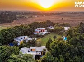 StayVista at The Manvi Estate - Pool, WiFi & Bonfire