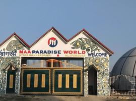 Maa Paradise World, hotel v destinaci Alīpur Duār