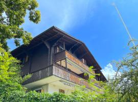 SwissHut Stunning Views Alps Lake - Apart. Ringold Down, hotel v destinaci Sigriswil