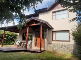 Hostel La llegada, ξενοδοχείο σε Lago Puelo