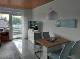 Ferienwohnung Sander mit Innenpool, hotel a Möhnesee