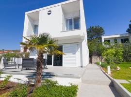 House Jadranka, hotel in Punat