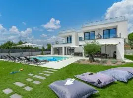 5 Star Luxury Villa78