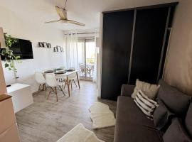 Studio, terrasse, wifi, pkg, La Grande Motte, akomodasi dapur lengkap di La Grande Motte
