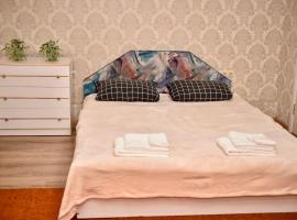 1-к квартира, Харківська, ТЦ Мануфактура, acomoda&ccedil;&atilde;o com cozinha em Sumy