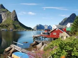 Reine Retro Villa - Cozy Villa With a Fantastic View