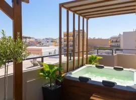 Isola modern loft -private jacuzzi
