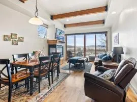 Newpark, Close to ski resorts and restaurants, Amazing Views, Private hot tub