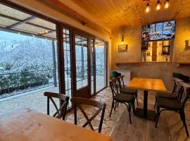 Pubhouse & Rooms Pahulja