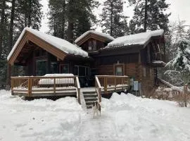 Sandpoint mountain retreat-Guest suite in large house