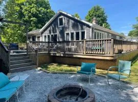 In Union Pier! By Beach with 5 bedrooms, jacuzzi, yard